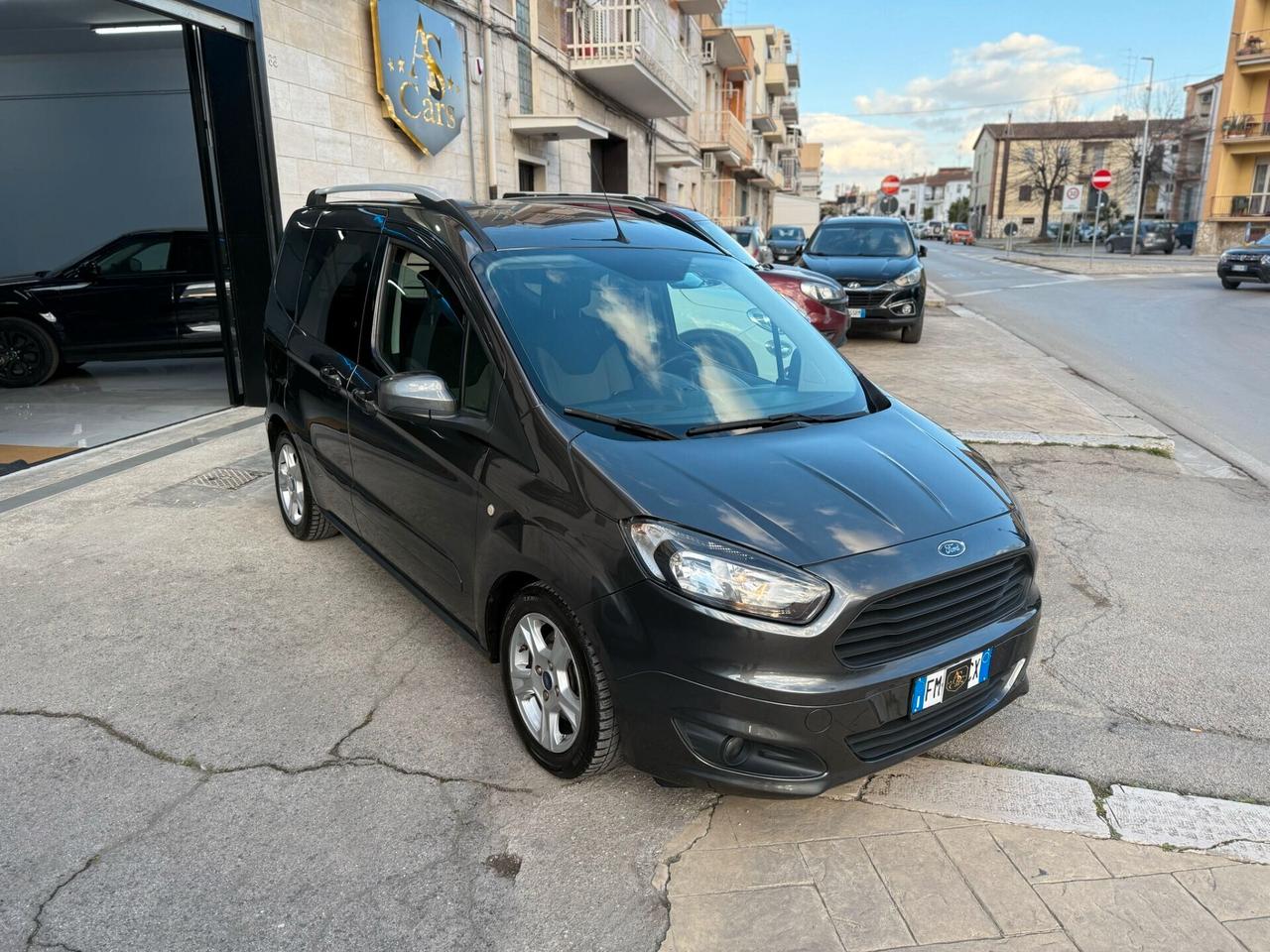 Ford Tourneo Courier Tourneo Courier 1.5 TDCI 75 CV N1