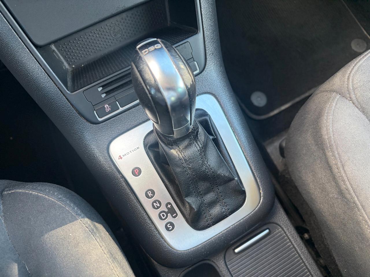 VOLKSWAGEN TIGUAN 2.0 TDI 140CV DSG 4 MOTION SPORT
