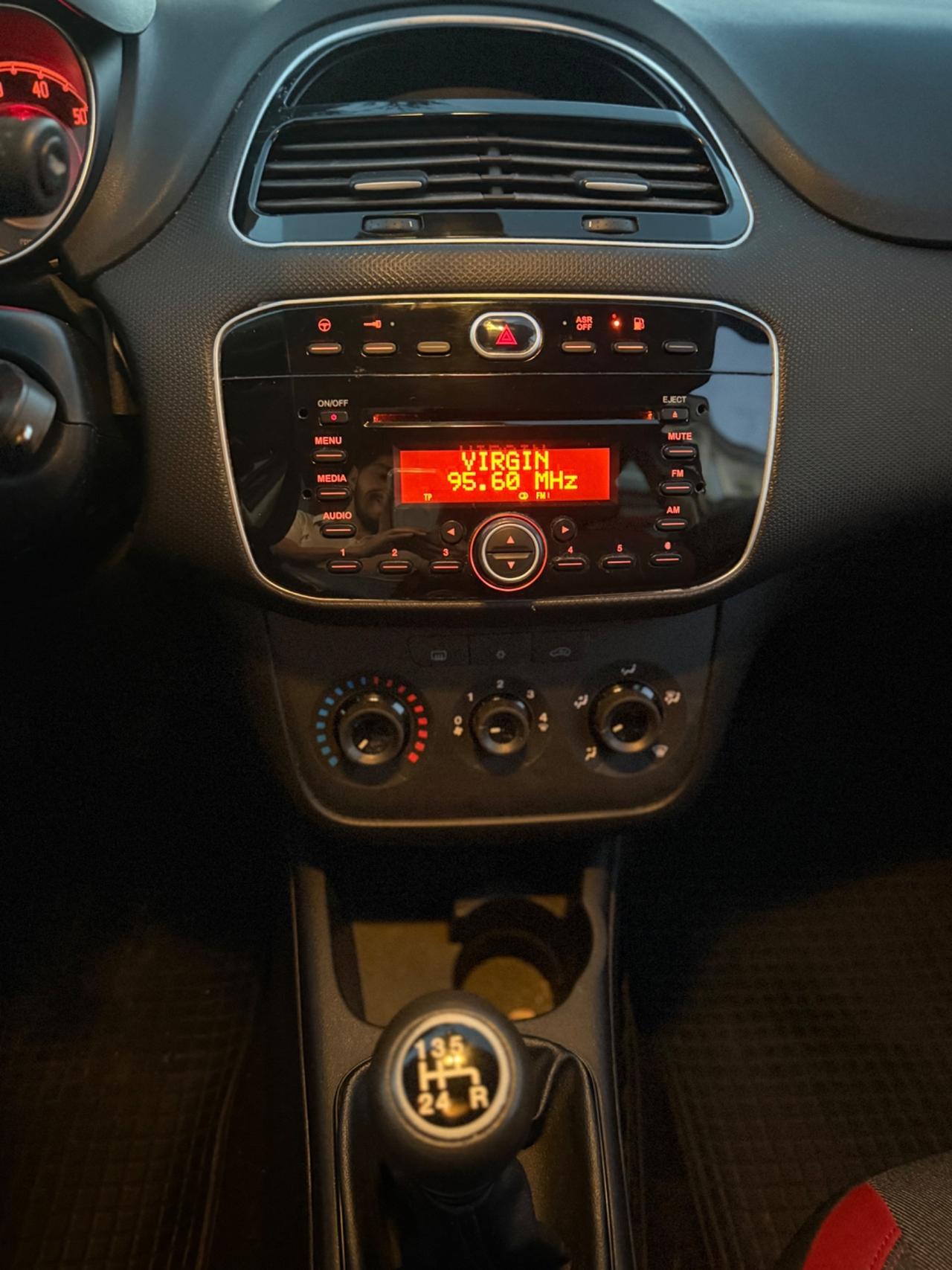 Fiat Punto Evo 1.4Metano/Benzina Neopatentati Garanzia 12 Mesi