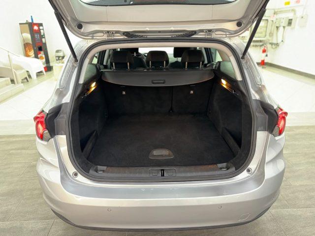 FIAT Tipo 1.6 Mjt S&S DCT SW Lounge