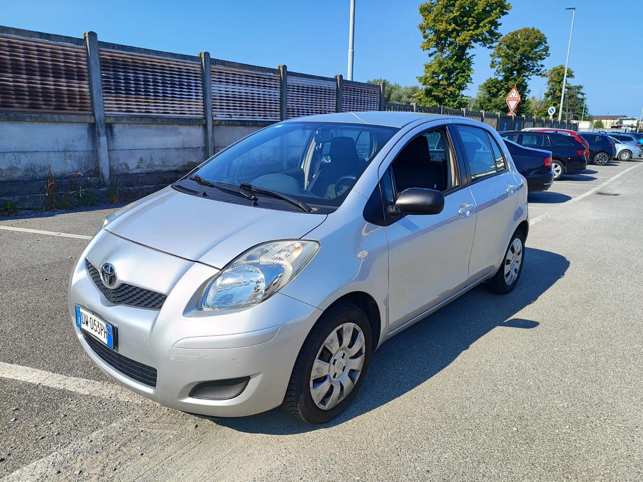 Toyota Yaris 1.0 5 porte - FRIZIONE NUOVA