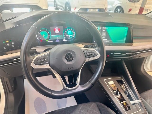 Volkswagen Golf 1.0 eTSI EVO DSG Life