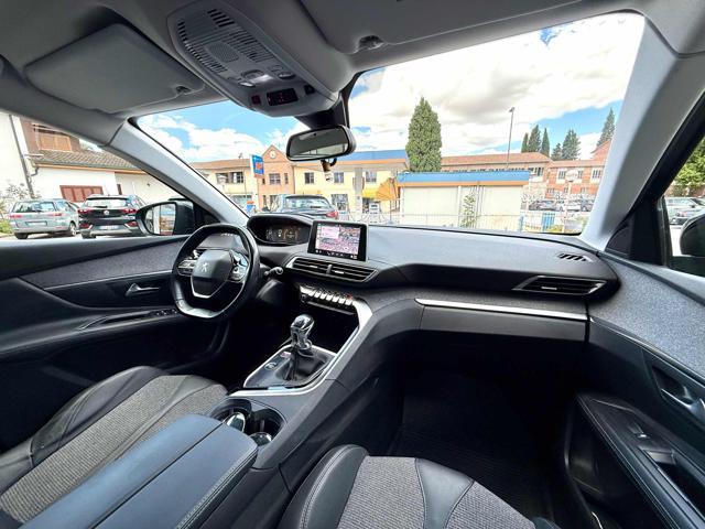 PEUGEOT 3008 BlueHDi 130 S&S Allure