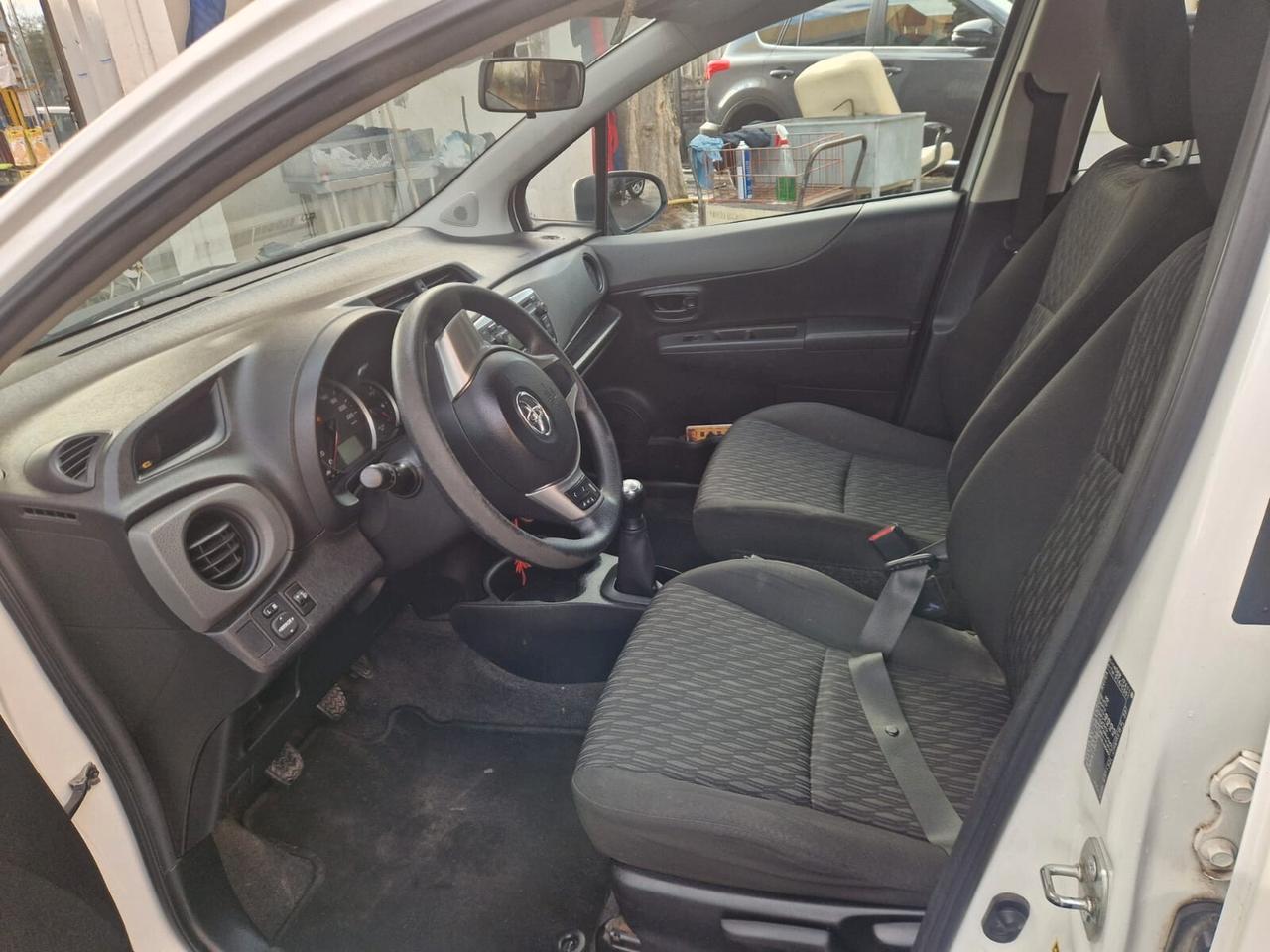 Toyota Aygo 1.0 12V VVT-i 5 porte Lounge Connect MMT