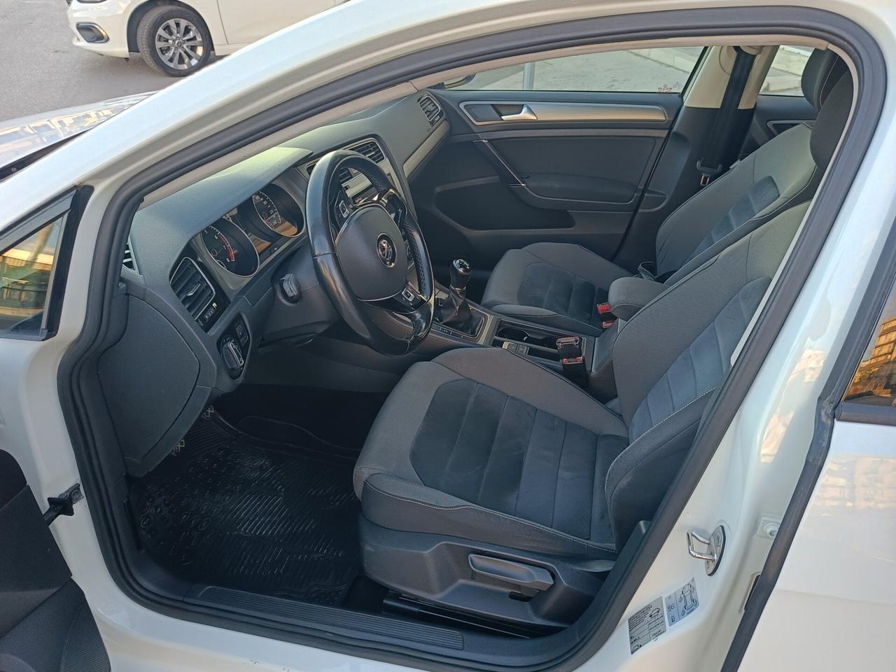 Volkswagen Golf Business 1.4 TGI 5p. Highline BlueMotion