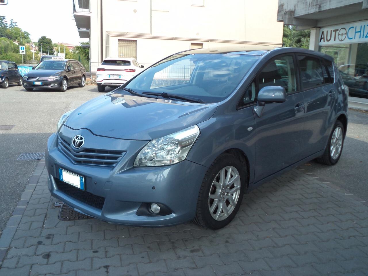 Toyota Verso 2.0 D Luxury Pack 7 posti UNIPROPRIETARIO BELLA