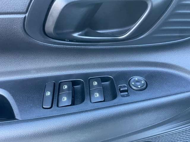 Hyundai i20 1.2 CONNECTLINE (Vuova Con Rottamazione)