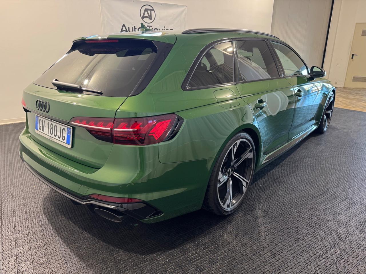 Audi A4 RS 4 Avant