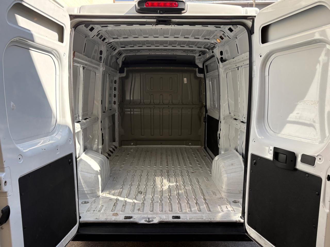 Peugeot Boxer 33 2.2 BlueHDi 140 S&S PM-TM Furgone €17900+ IVA