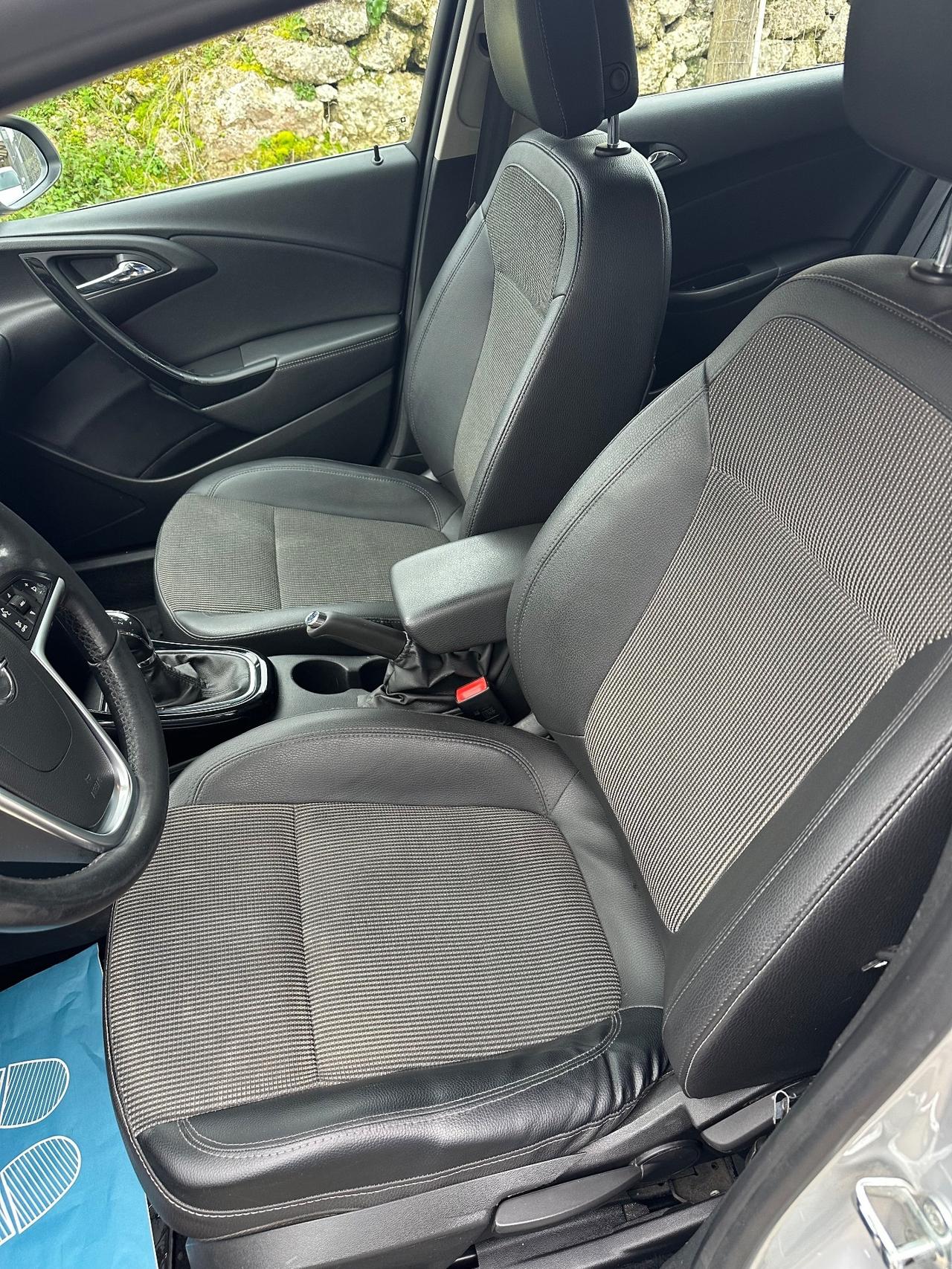 Opel Astra 1.6 CDTI 110 cavalli S&S Sports Tourer Cosmo