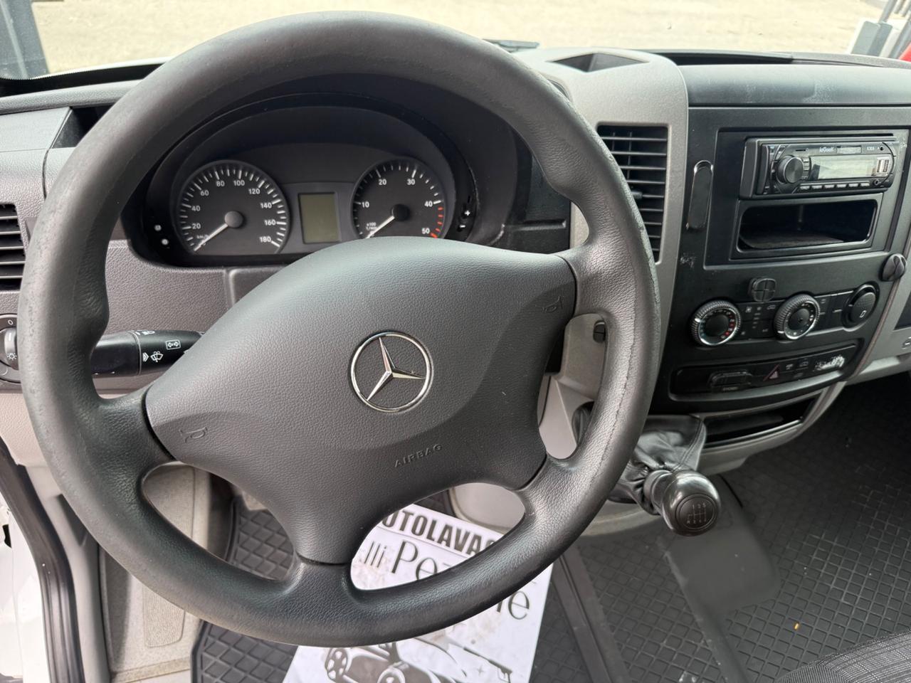 Mercedes Benz Sprinter