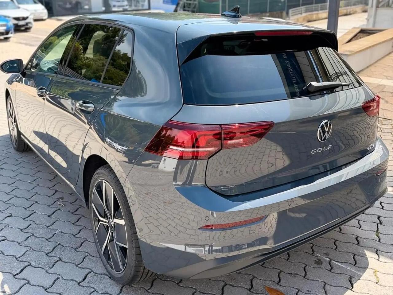 Volkswagen Golf 1.5 eTSI 115 CV DSG Edition Plus