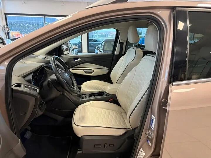 Ford Kuga 2.0 TDCI 150 CV S&S 4WD Powershift Vignale