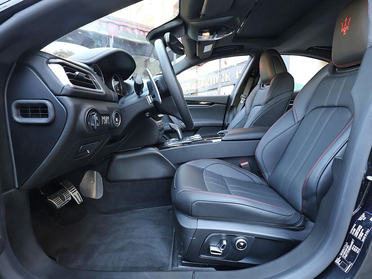 Maserati Ghibli Modena S Q4 3.0 V6 430 cv