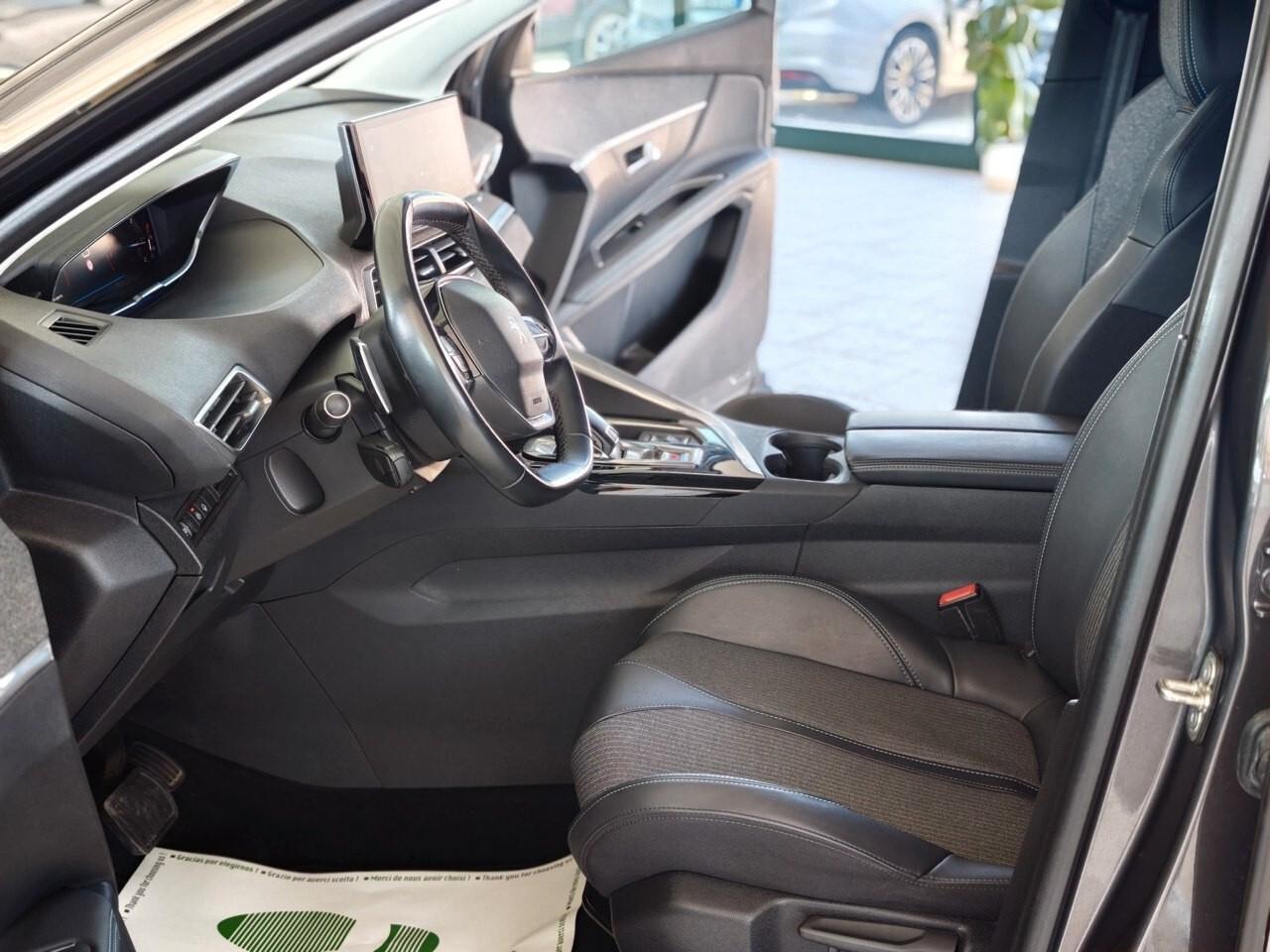 Peugeot 3008 BlueHDi 130 S&S EAT8 Active Pack