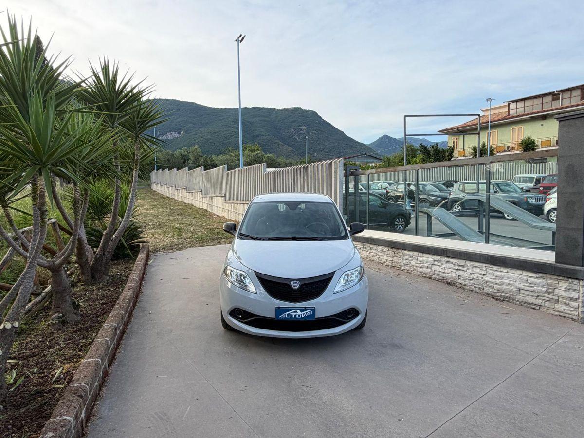 LANCIA - Ypsilon - 1.0 FireFly 5p. S&S Hybrid Gold