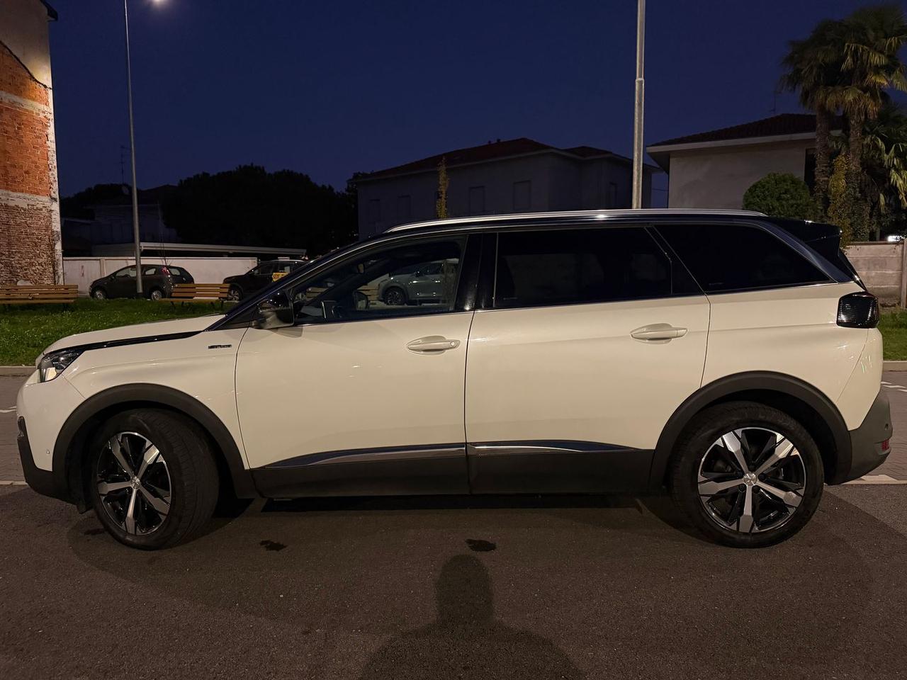 Peugeot 5008 1.5 Blue HDI 130 GT Line #50724