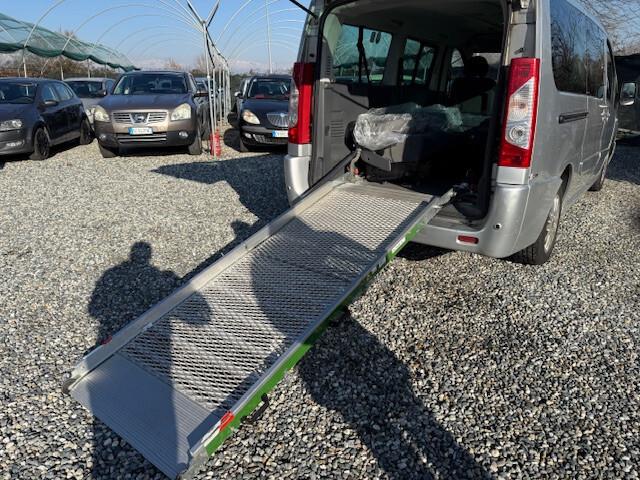 Citroen JumpeR SCIVOLO PER DISABILI