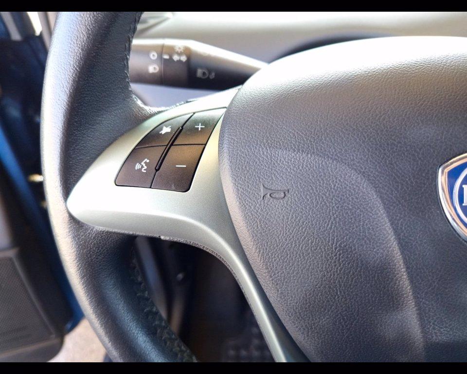 LANCIA Ypsilon 1.0 firefly hybrid Gold s&s 70cv 5p.ti del 2024