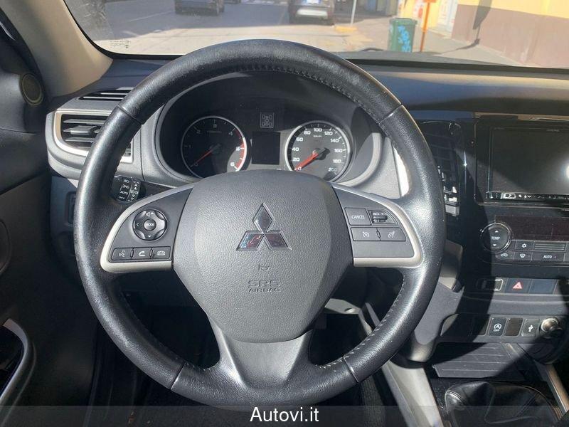 Mitsubishi L200 L200 2.4 DI-D/154CV Double Cab Intense (PROMO)