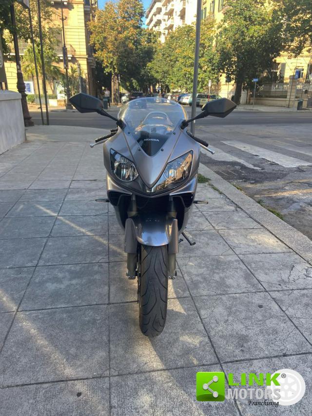 HONDA CBR 600 F Standard