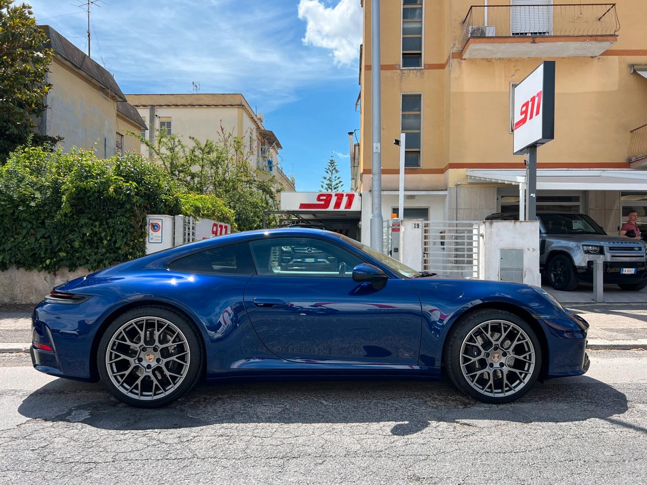 Porsche 911 Carrera
