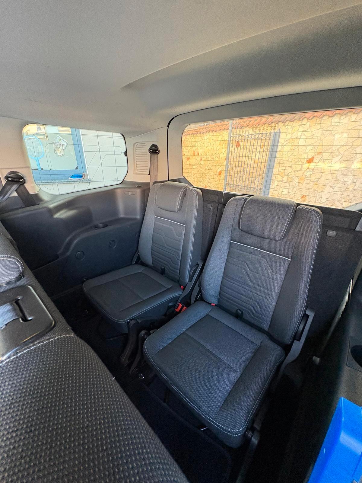 Ford Tourneo Connect Connect7 1.5 TDCi 120 CV Titanium 2016