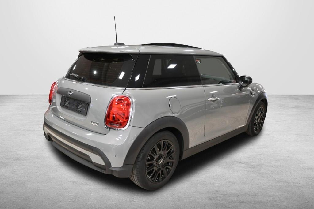 MINI ONE COOPER 1.5 136CV 6M. CAMDEN EDITION ( FARI LED - COCKPIT - AMBIENT LIGHTS - TETTO PANORAMICO APR. - PELLE - NAVI - CARPLAY - SENSORI POST. )