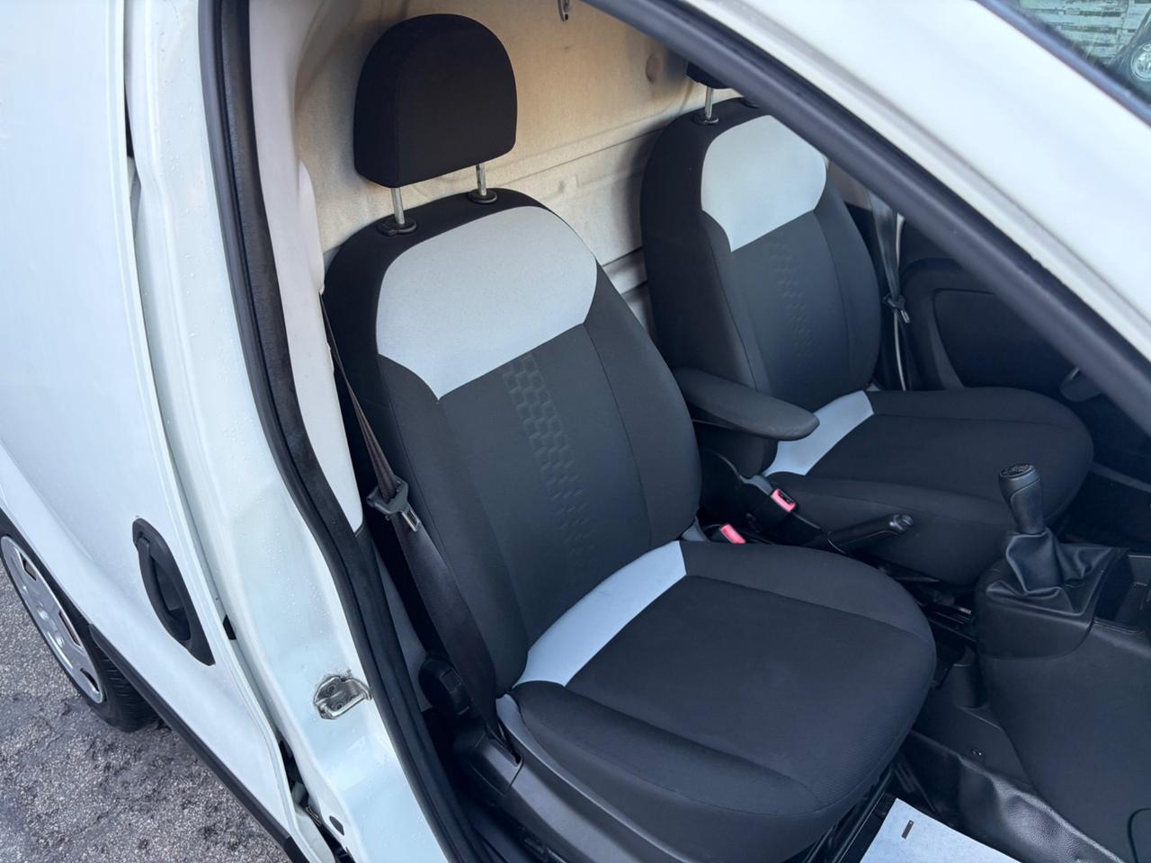 Fiat Fiorino 1.3 MJT 95CV Cargo SX