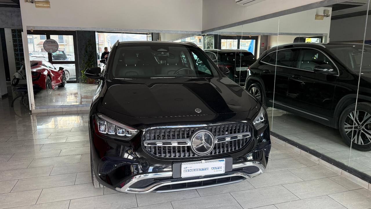 MERCEDES GLA 180 D MOTORE 2.0 116 CV restyling