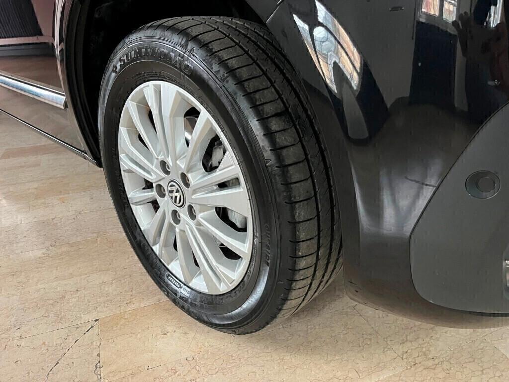 Volkswagen Multivan 2.0TDI T6.1 Highline 150cv dsg 7p