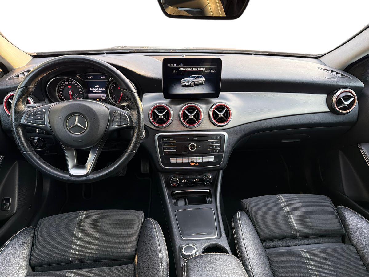 Mercedes-Benz GLA 180 Sport auto