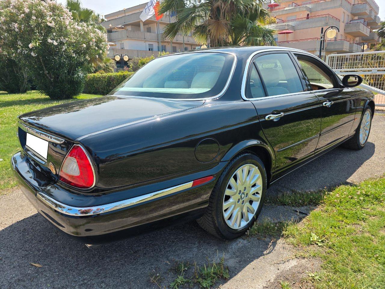 Jaguar XJ Berlina XJ 3.5 V8 Executive