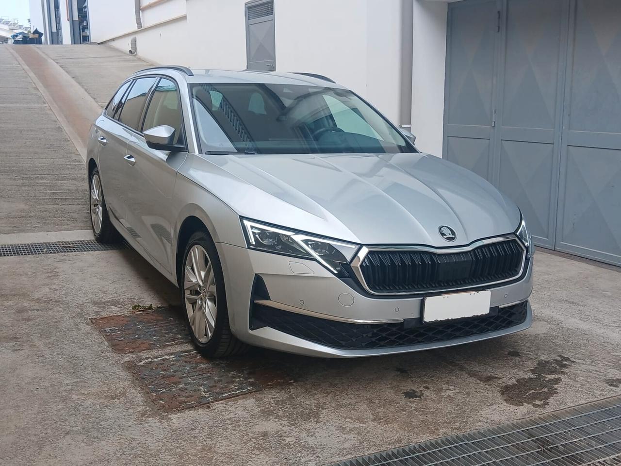 Skoda Octavia 2.0 TDI EVO SCR 150 CV DSG Wagon Executive