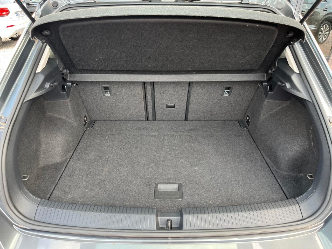 Volkswagen T-Roc 1.0 TSI