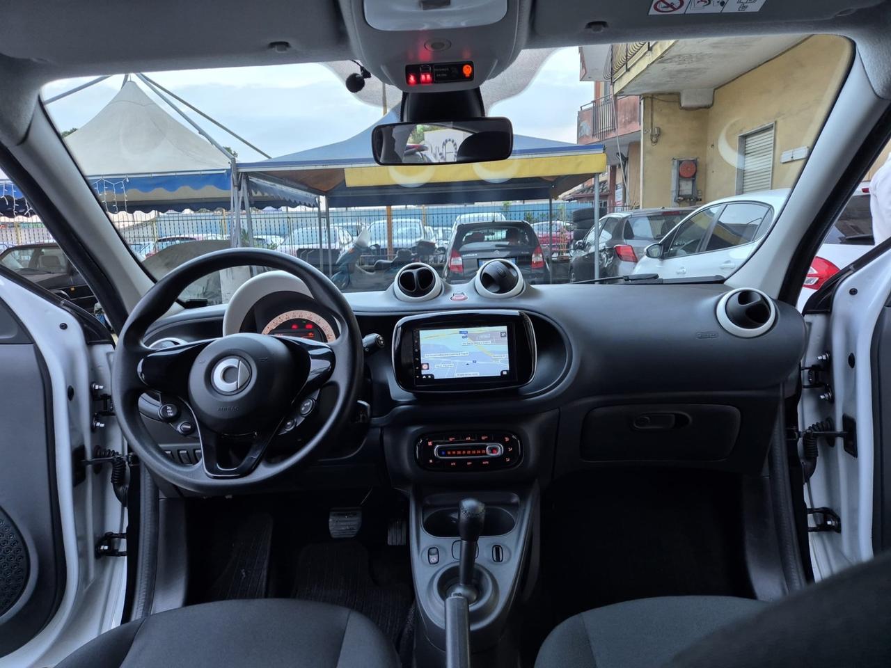 Smart ForFour 1.0 benz 70cv 2019 x neopatentati