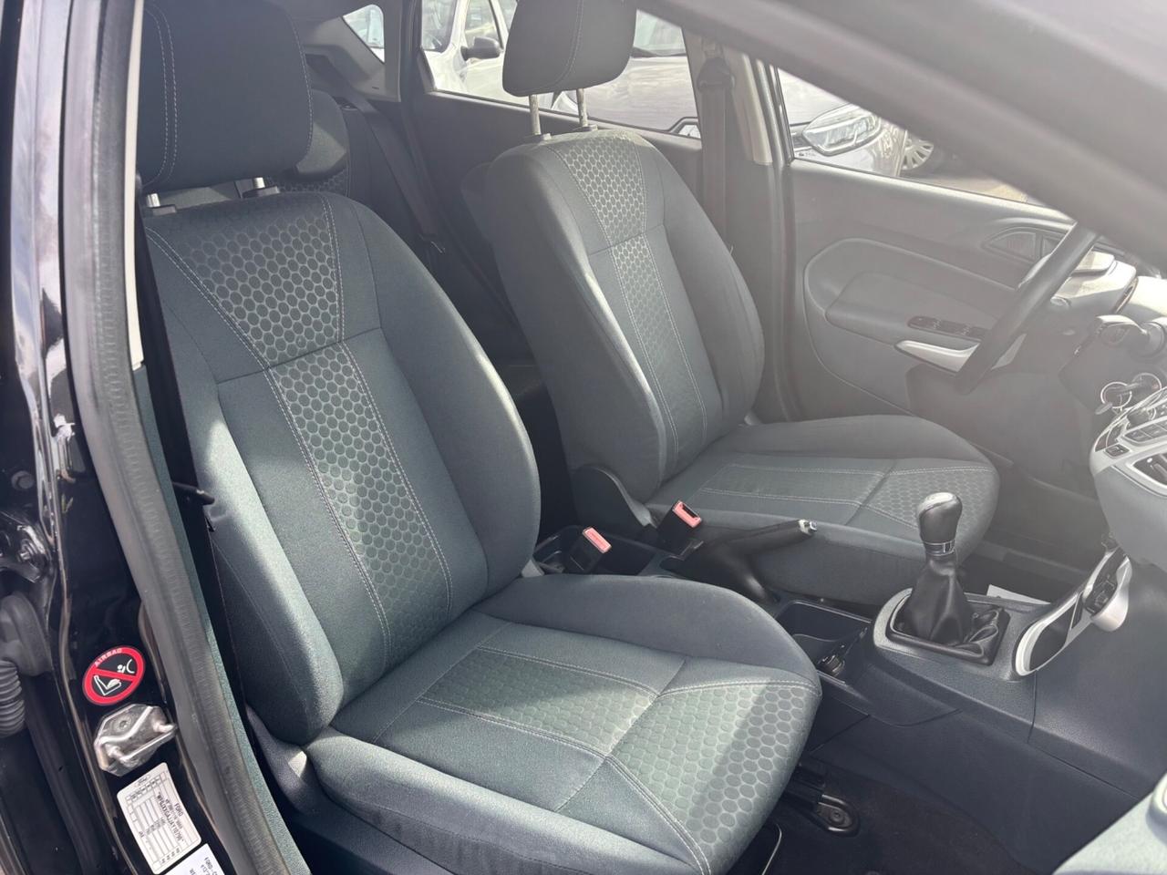 Ford Fiesta 1.4 5 porte Bz.- GPL Titanium