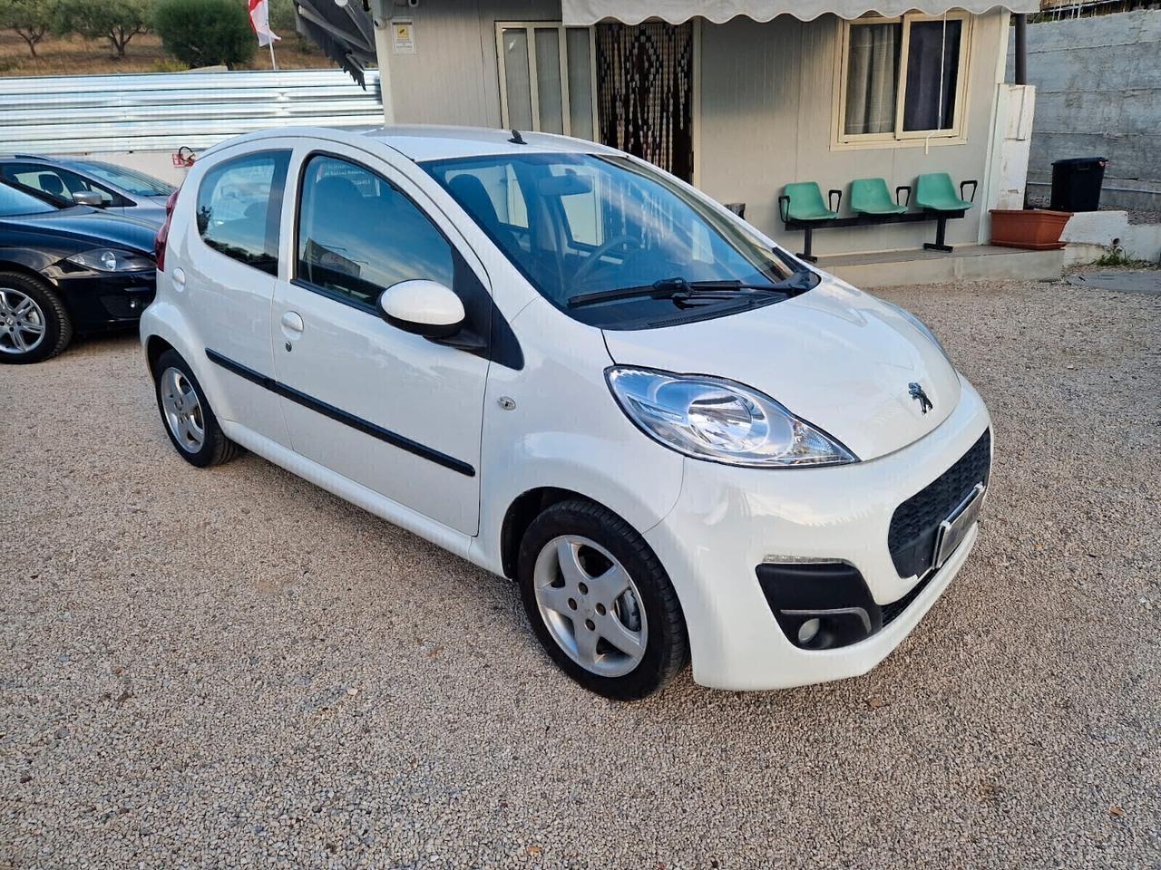 Peugeot 107 1.0 68CV 5p. Active