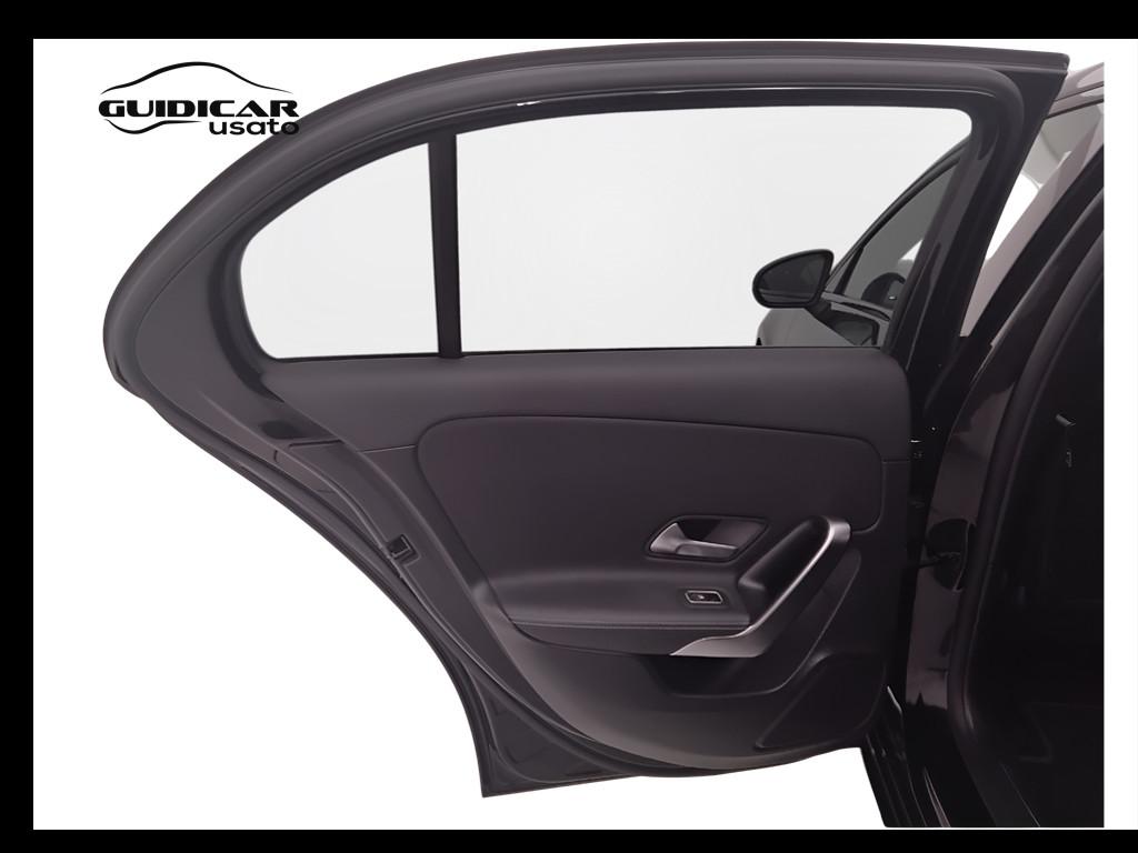 Mercedes-Benz Classe A - W177 2018 - A 180 d Sport auto