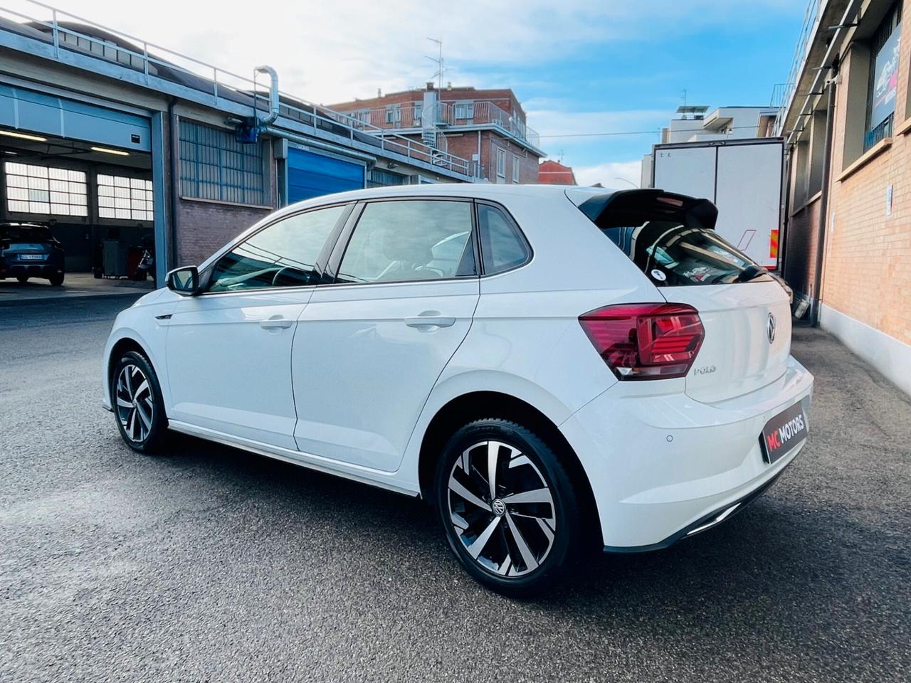 Volkswagen Polo 1.6 TDI 95 CV DSG R-LINE