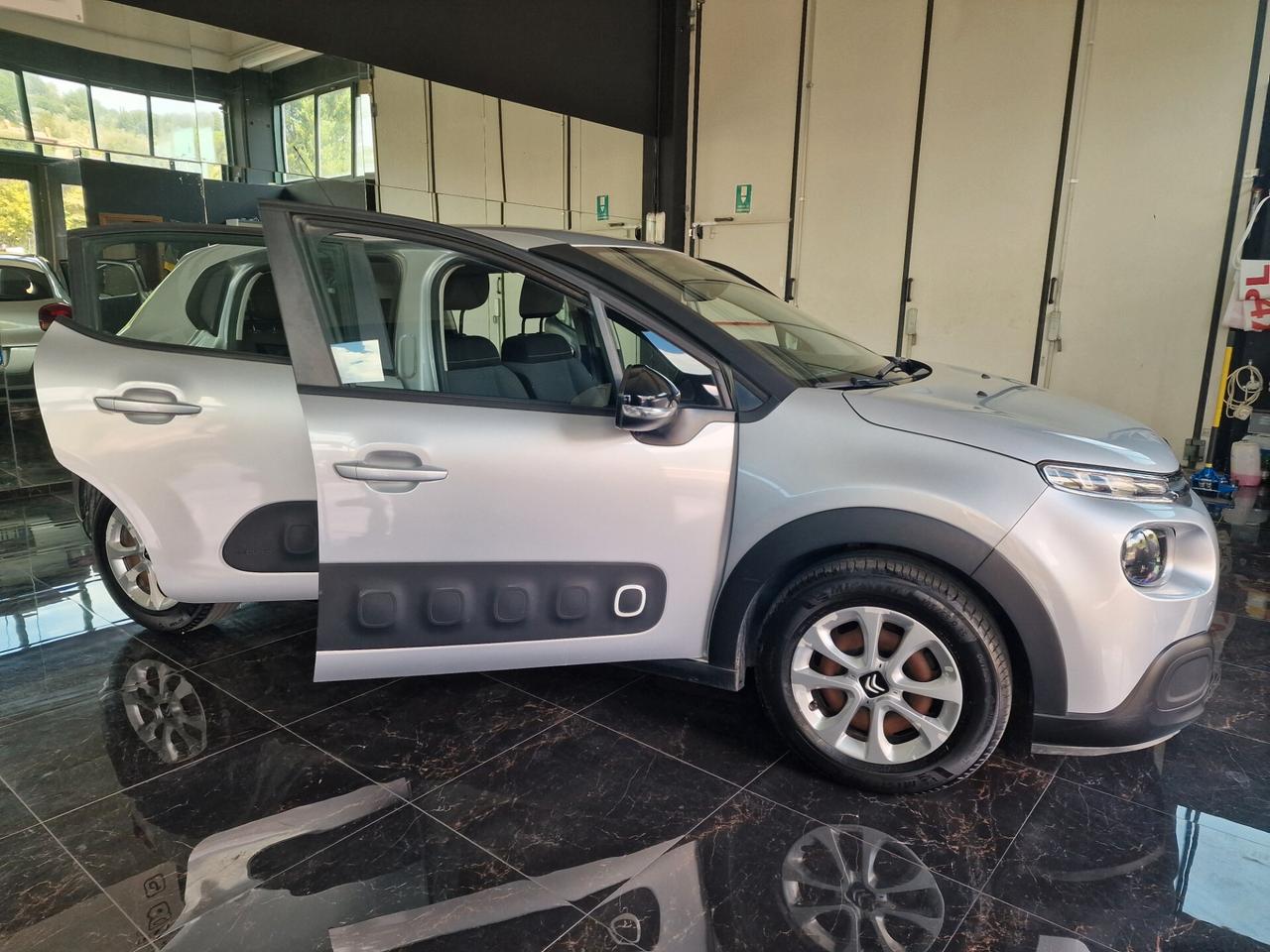 Citroen C3 BlueHDi 75 S&S Shine 1.6 diesel