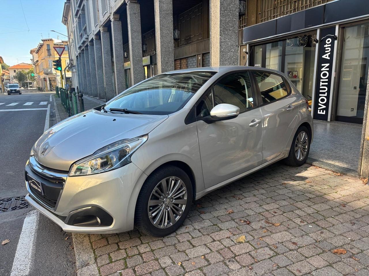 PEUGEOT 208 1.2 ACTIVE