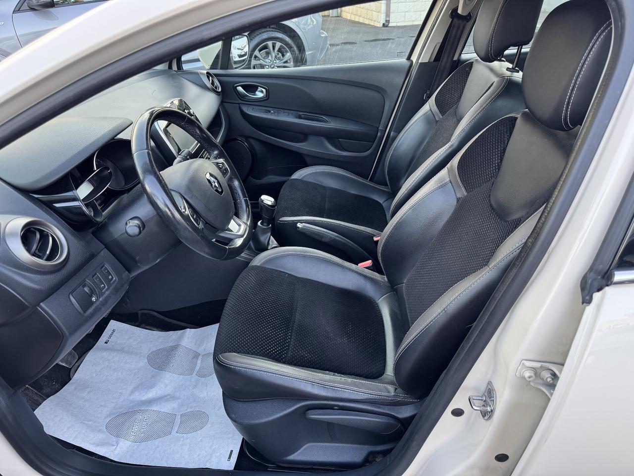 Renault Clio dCi 8V 75 CV Start&Stop 5 porte Energy Intens