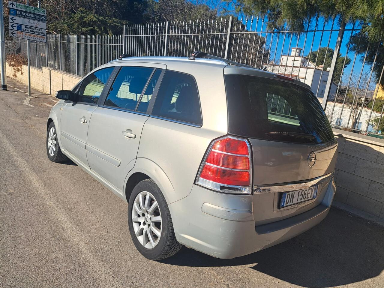 Opel Zafira 1.9 CDTI 120CV Cosmo- 7 POSTI