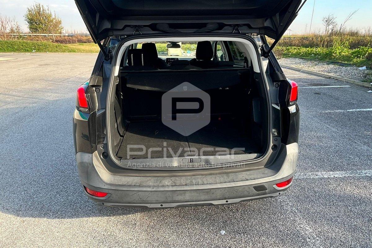 PEUGEOT 5008 BlueHDi 130 S&S EAT8 Business