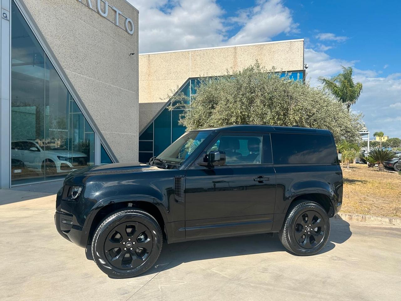 Land Rover Defender 90 3.0D i6 mhev 200 CV AWD Auto X-Dynamic SE
