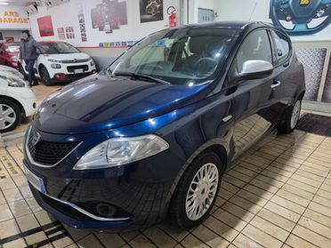 Lancia Ypsilon 1.2 69 CV 5 porte Gold