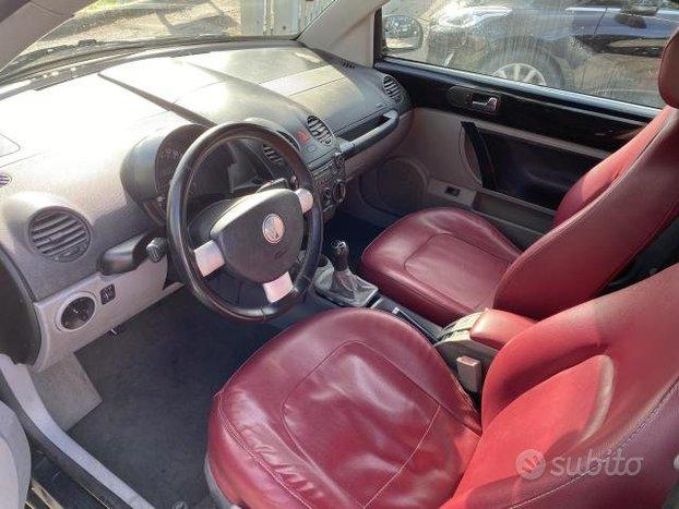 Volkswagen New Beetle NEW BEETLE CABRIO