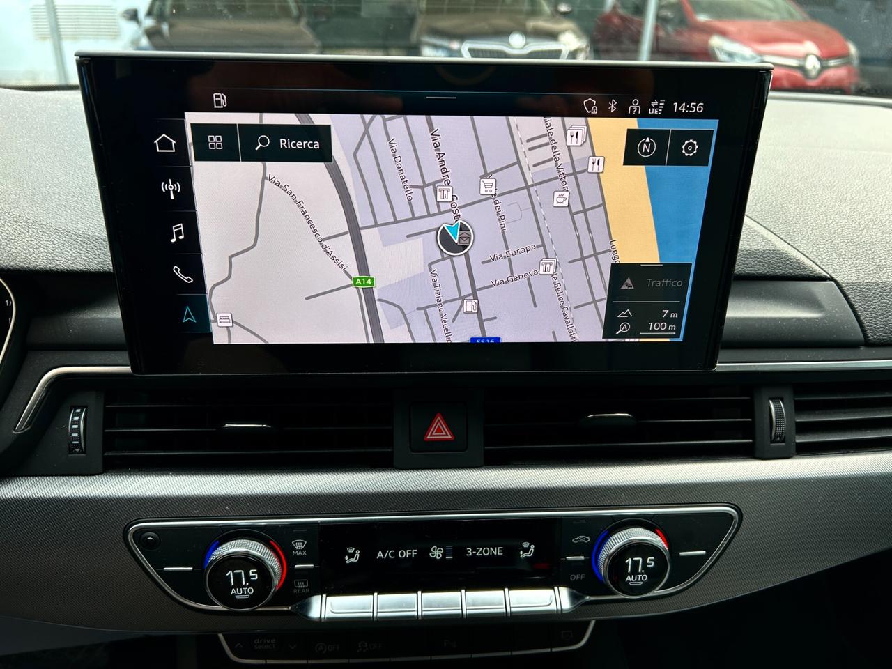 Audi A4 Avant 40 g-tron Stronic Business Adv 22