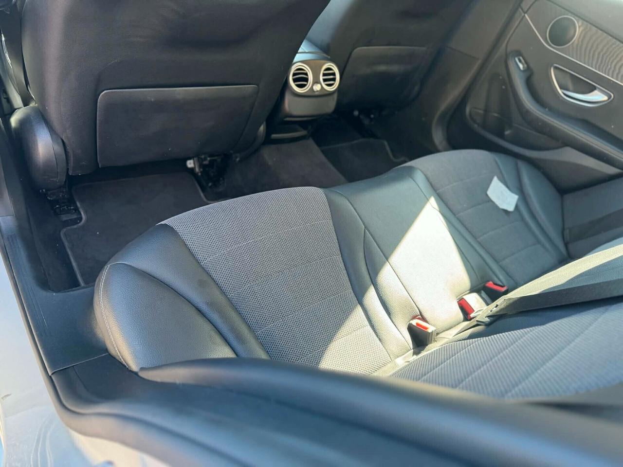 Mercedes Benz C200 Anno 2019 1.6 Diesel ACCESSORIATA
